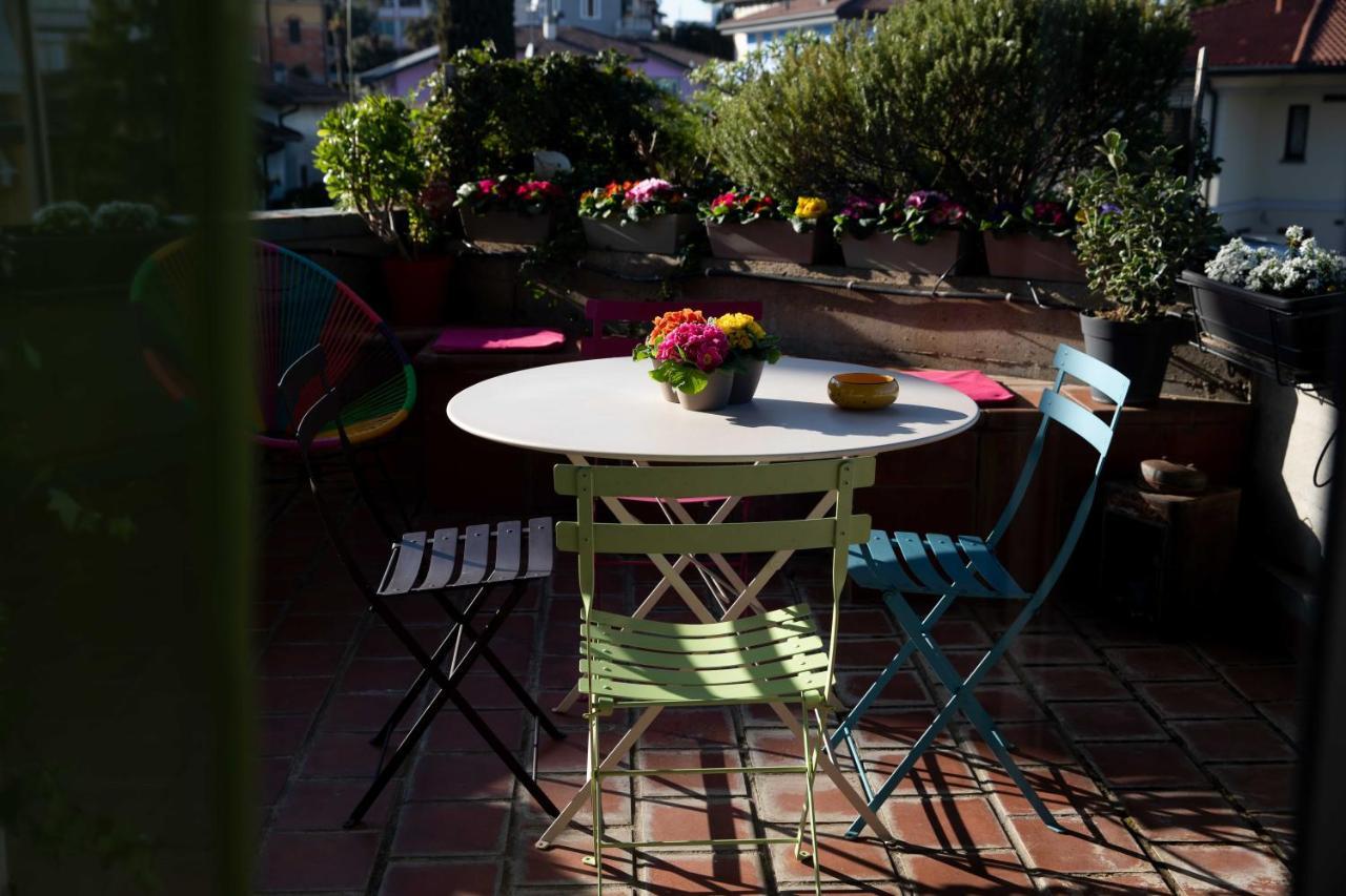 Sound Of Colors - Art Design Apartment Desenzano del Garda Eksteriør bilde
