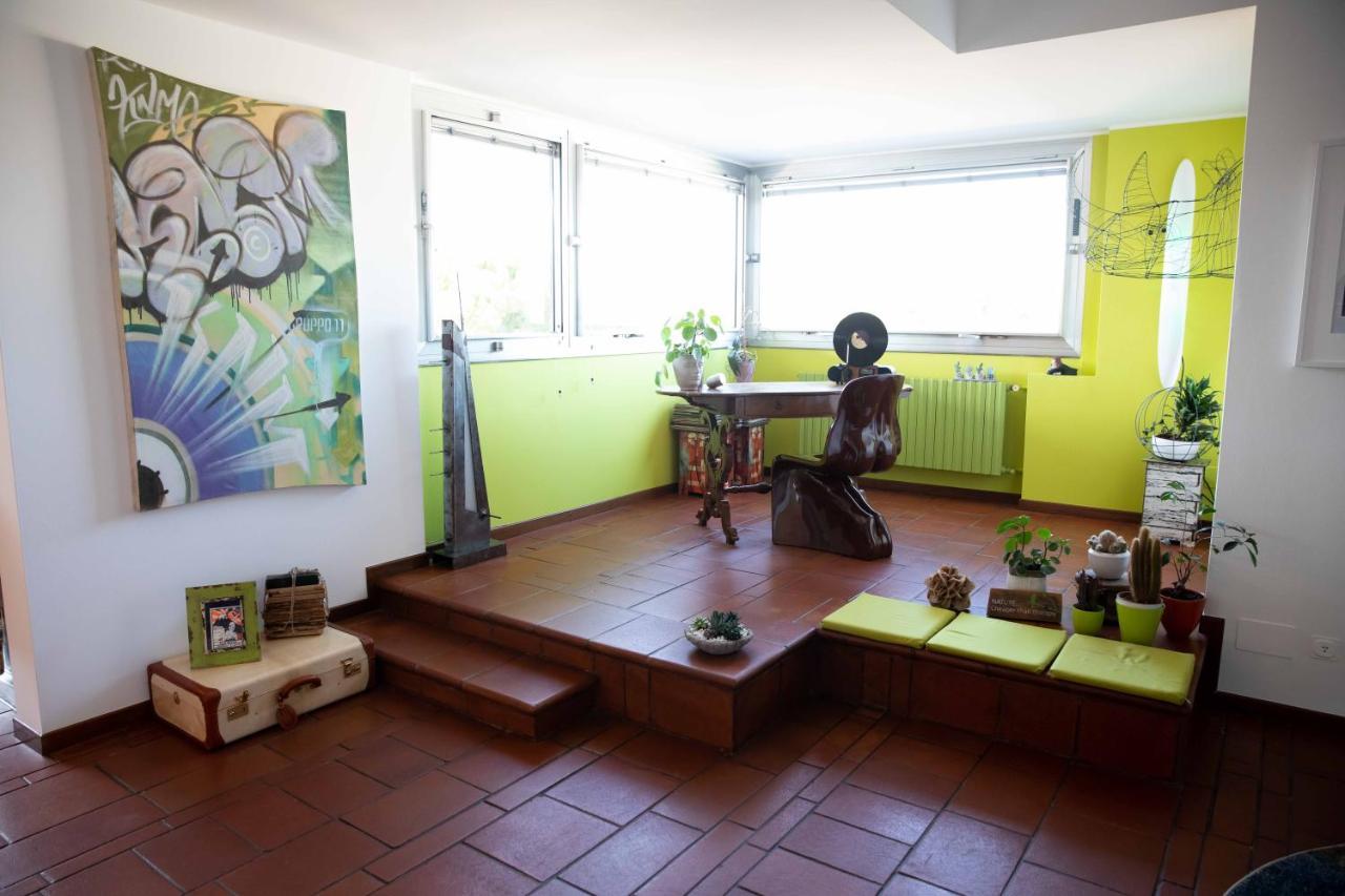 Sound Of Colors - Art Design Apartment Desenzano del Garda Eksteriør bilde